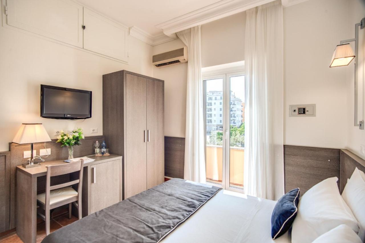 Hotel Mirti โรม ภายนอก รูปภาพ