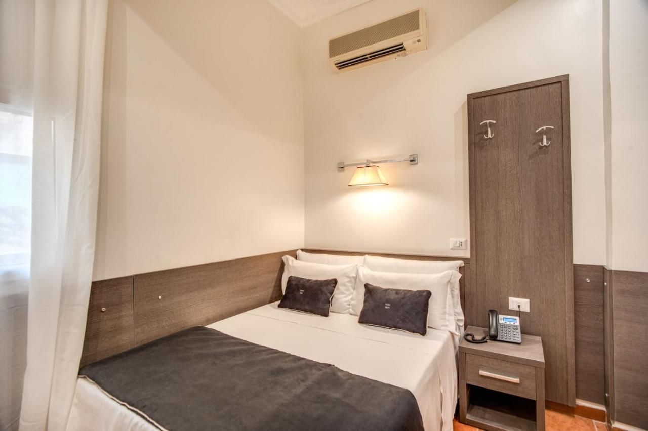 Hotel Mirti โรม ภายนอก รูปภาพ