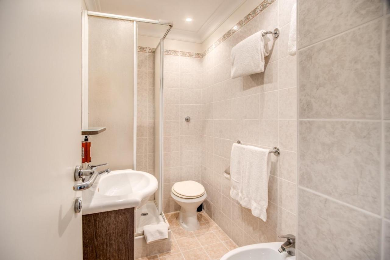 Hotel Mirti โรม ภายนอก รูปภาพ