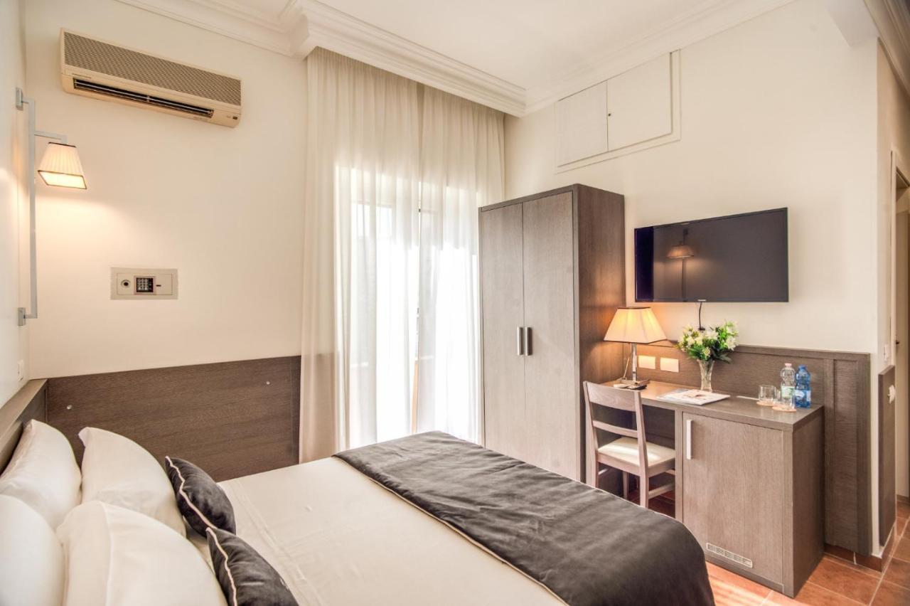 Hotel Mirti โรม ภายนอก รูปภาพ