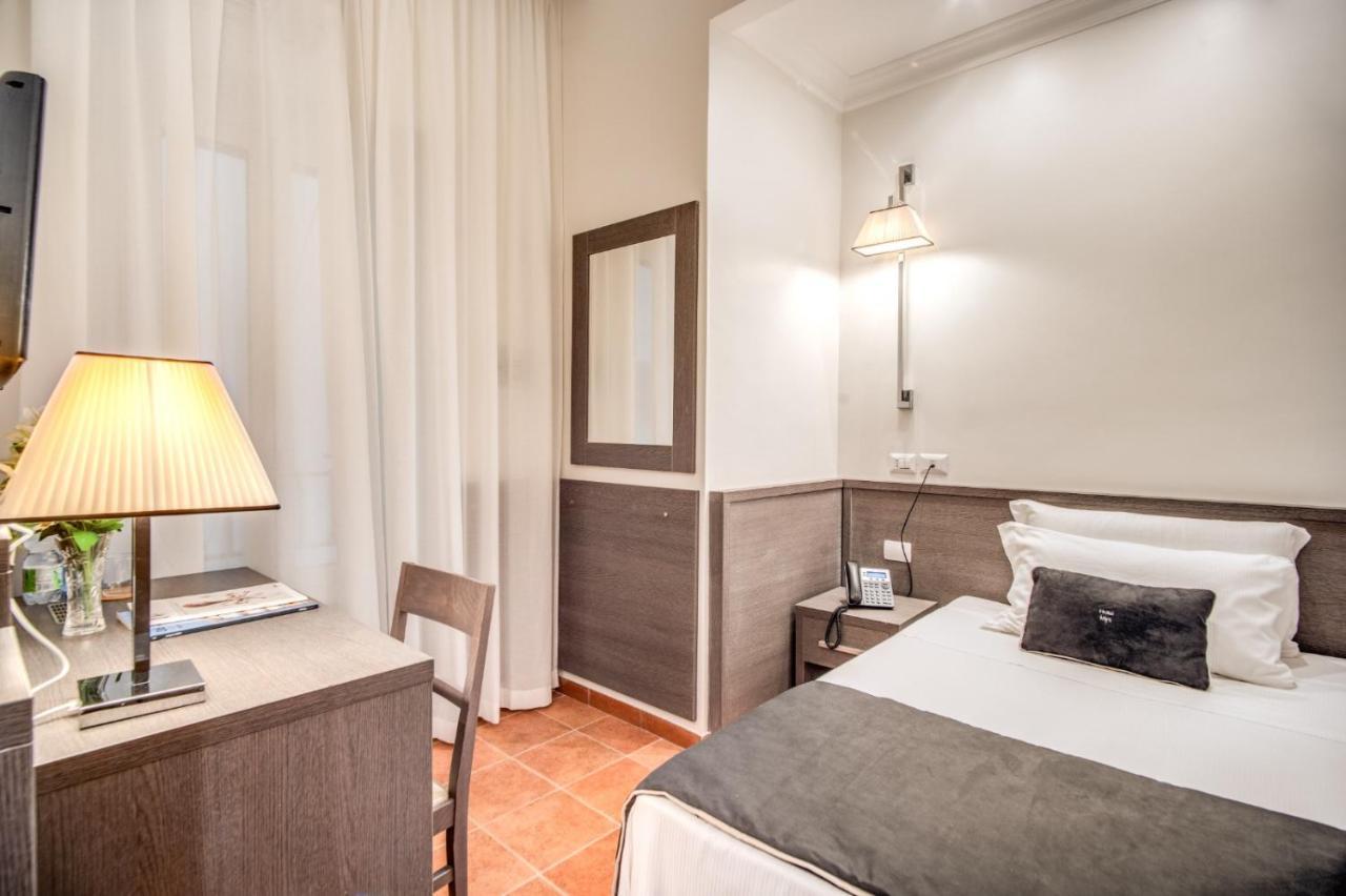 Hotel Mirti โรม ภายนอก รูปภาพ