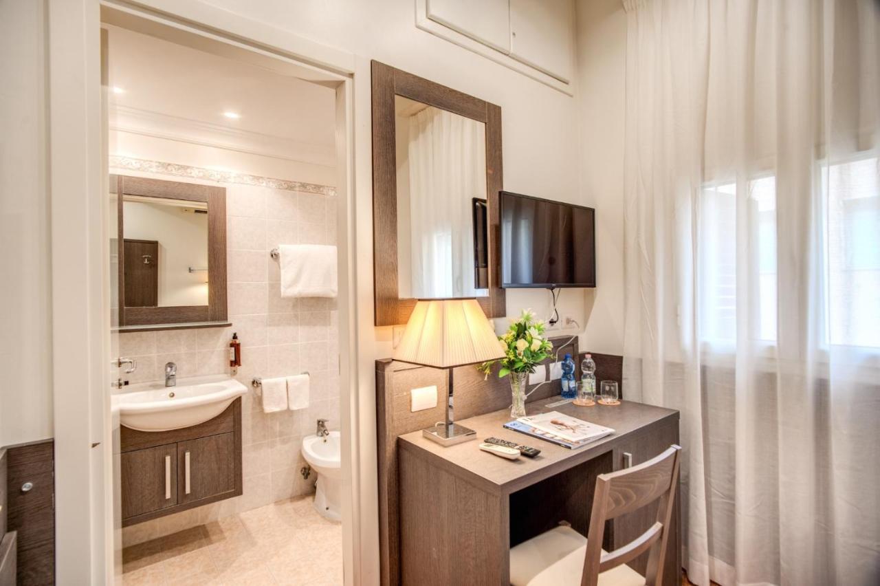 Hotel Mirti โรม ภายนอก รูปภาพ